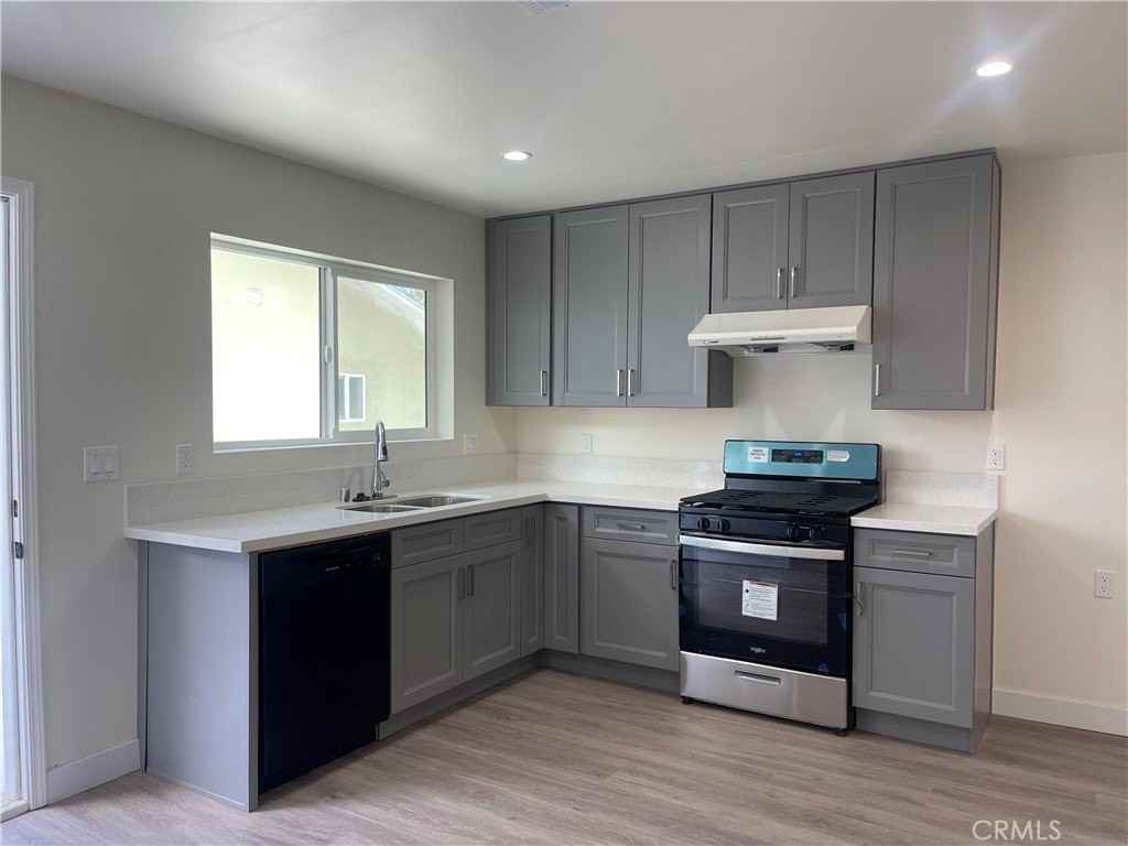 11901 Deana St #B - Photo 3 of 7