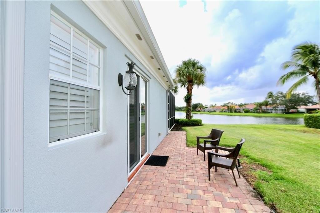 5495 Freeport Ln - Photo 3 of 43