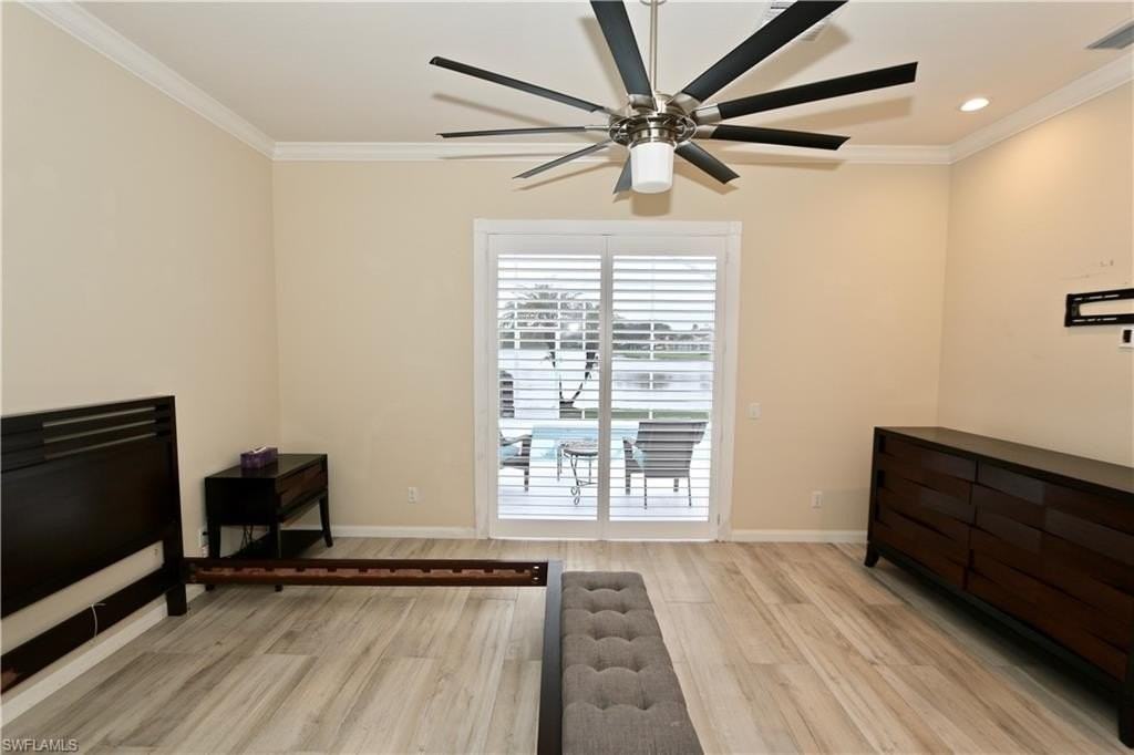 5495 Freeport Ln - Photo 7 of 43