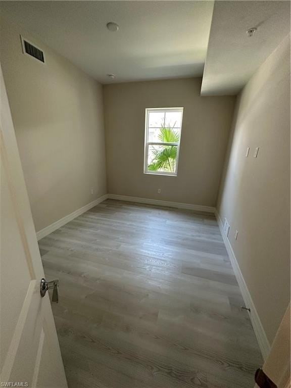 214 Indies Dr E Unit 101 - Photo 6 of 12