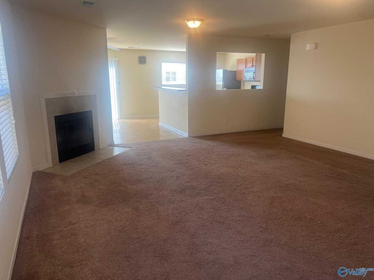 202 Harold Murphy Dr - Photo 3 of 14