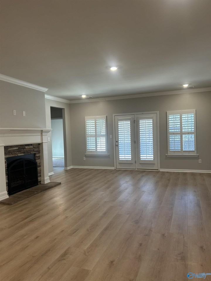 6525 Moon Crest Ln Nw - Photo 4 of 18