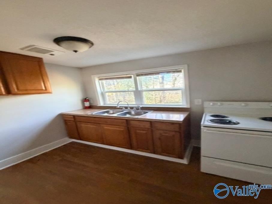 3505 Bradley St Sw - Photo 6 of 7