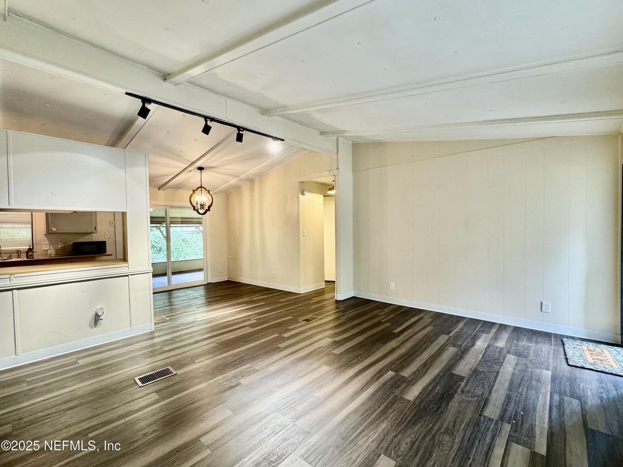 13716 John Williams Rd - Photo 5 of 19