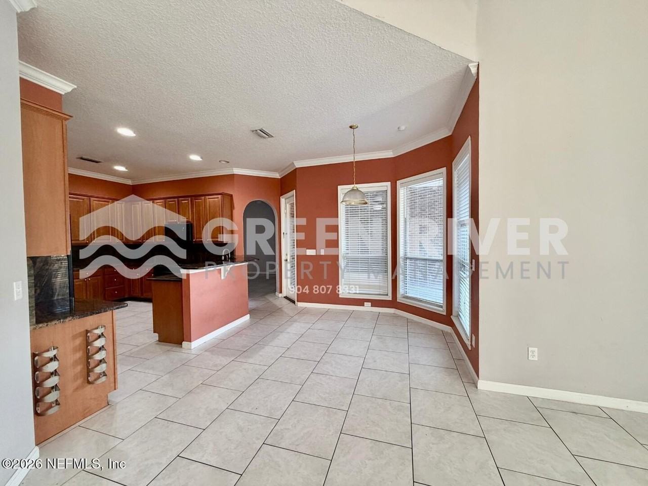 1462 Scenic Oaks Dr - Photo 6 of 30