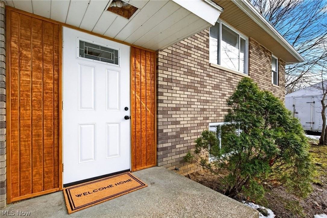 211 Buffington Rd - Photo 2 of 20