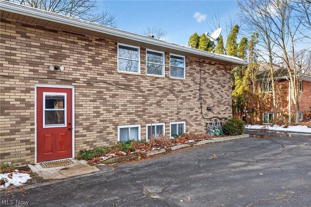 211 Buffington Rd - Photo 5 of 20