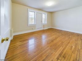 featured image of 413 Dodd St #6