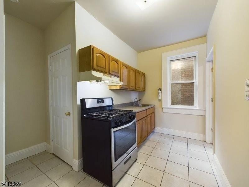 413 Dodd St #6 - Photo 4 of 10