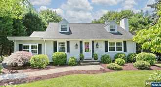 853 S Maple Ave - Photo 1 of 1