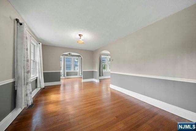 78 Kensington Ave - Photo 6 of 24