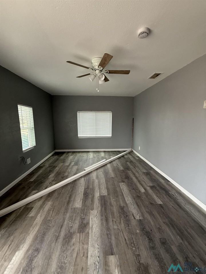 1601 N Ohio Ave - Photo 3 of 8