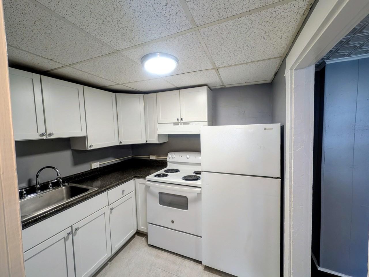 13 Walnut St #3 - Photo 5 of 12