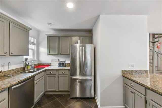 4843 Coliseum St - Photo 6 of 16