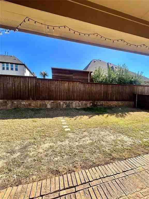 7025 Benjamin Way - Photo 5 of 26