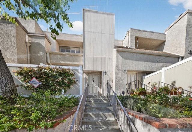 15235 Magnolia Blvd #E - Photo 7 of 8