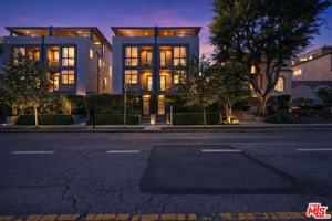 featured image of 4429 Tujunga Ave