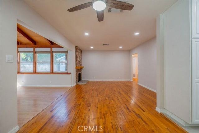 23102 Middlebank Dr - Photo 5 of 6