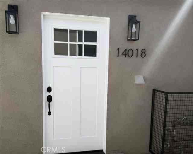 14018 Hubbard St - Photo 2 of 7