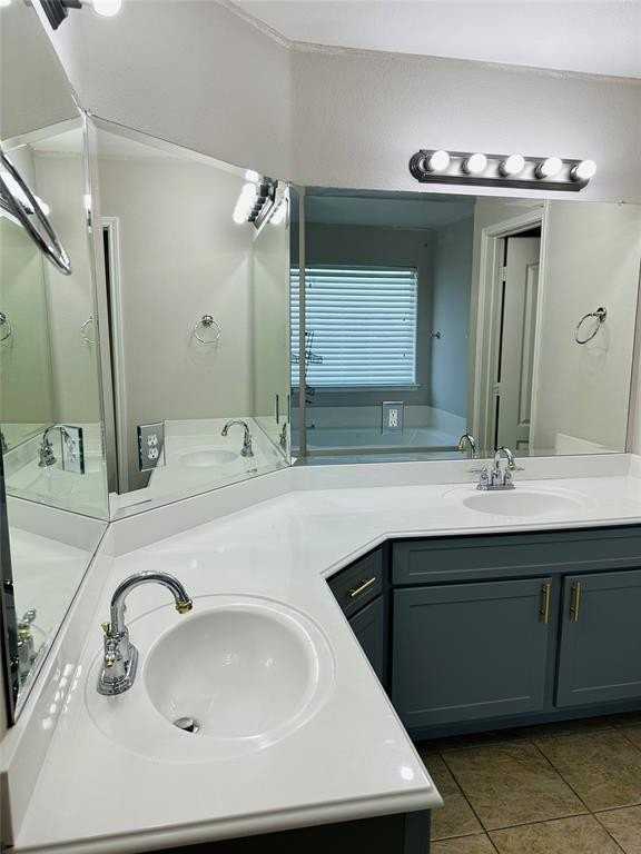 1610 Wildflower Dr - Photo 5 of 11