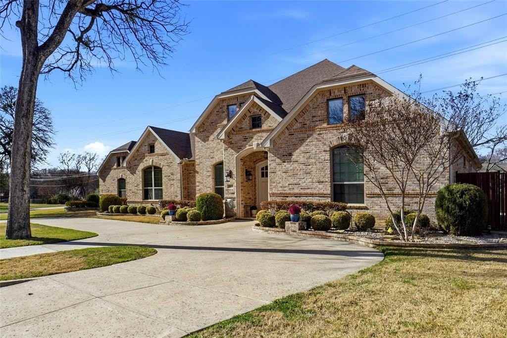 5925 Terrace Oaks Ln - Photo 3 of 30