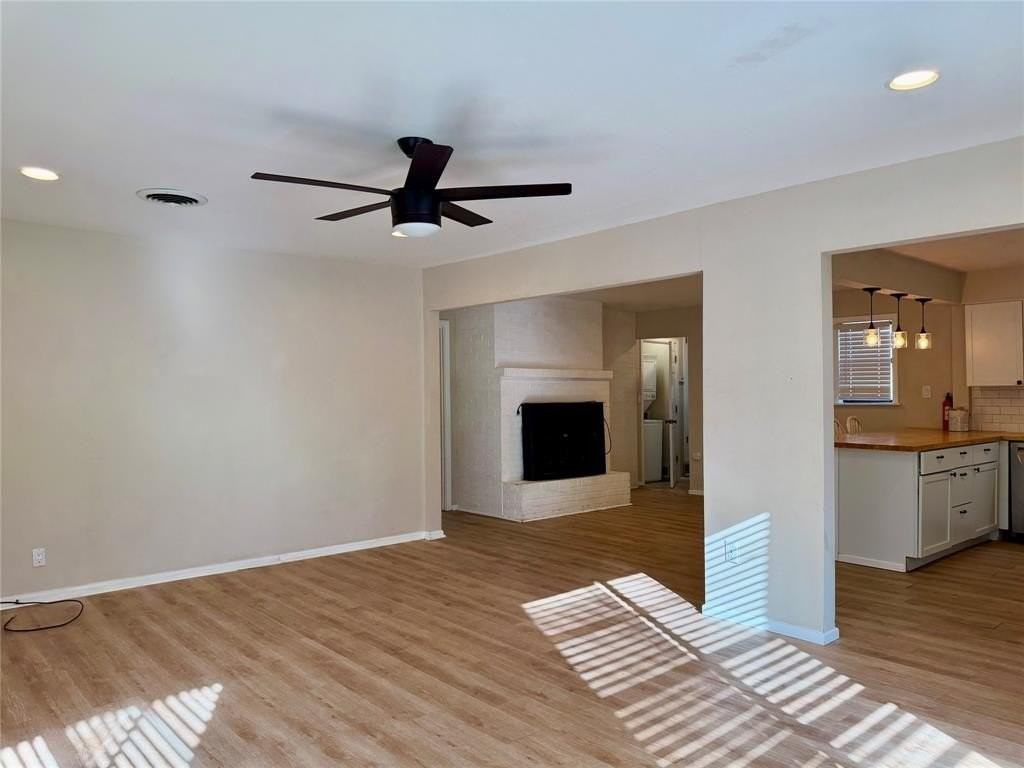 858 E North 11th St - Photo 3 of 21