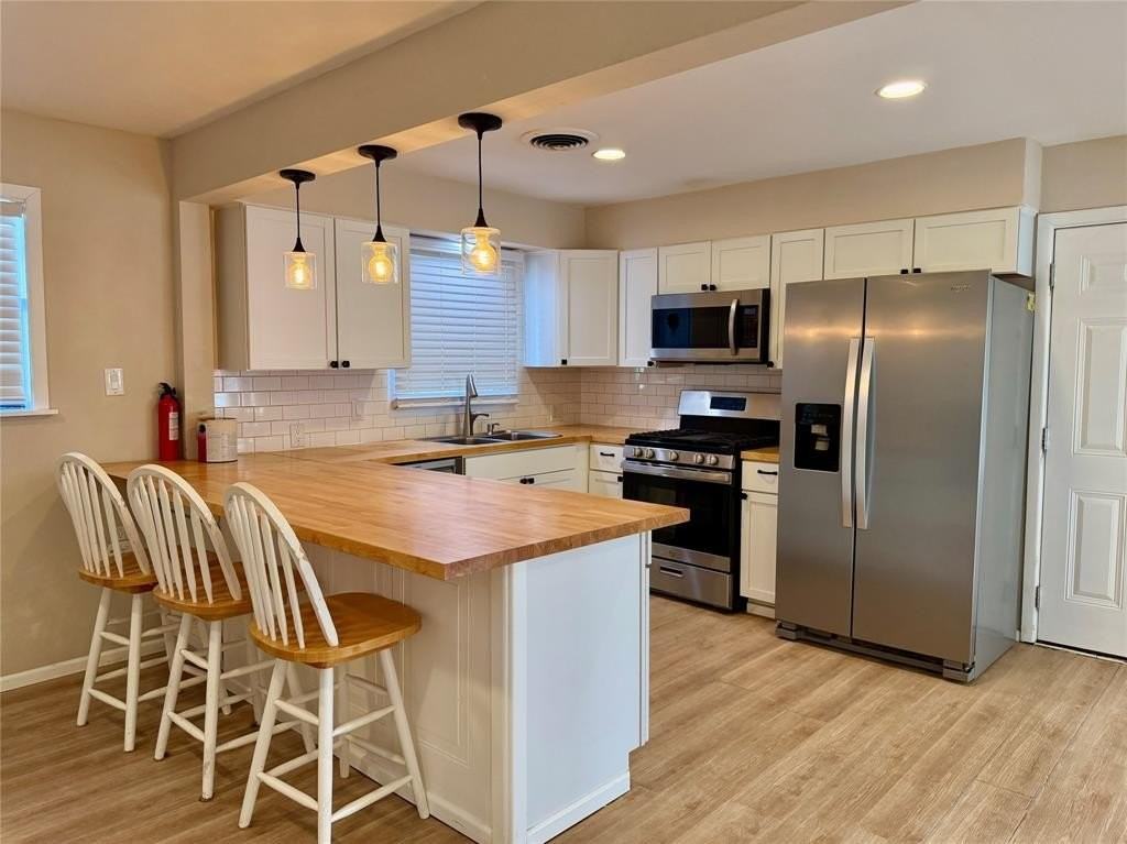 858 E North 11th St - Photo 4 of 21