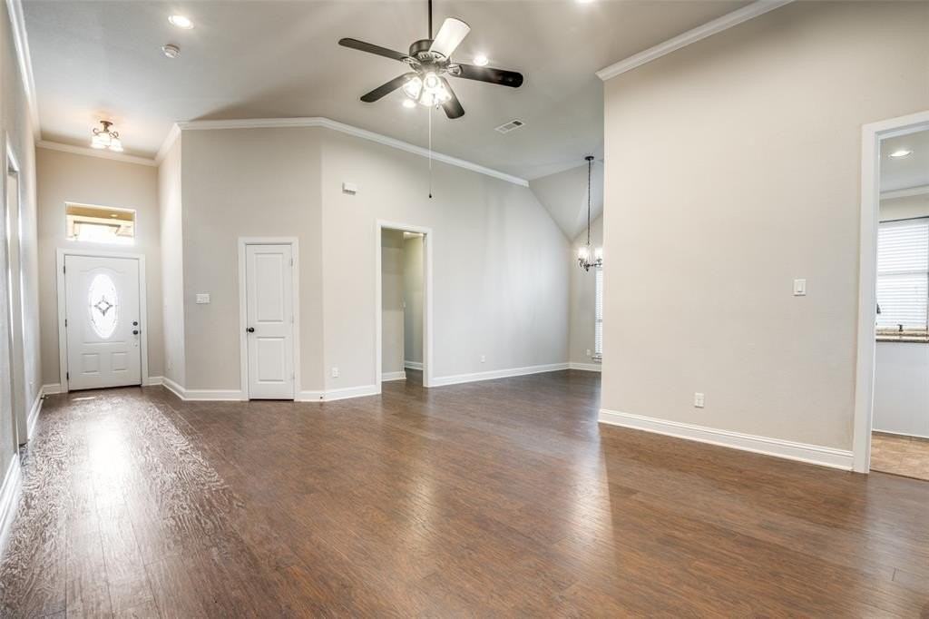 7505 Harbor Dr - Photo 7 of 26