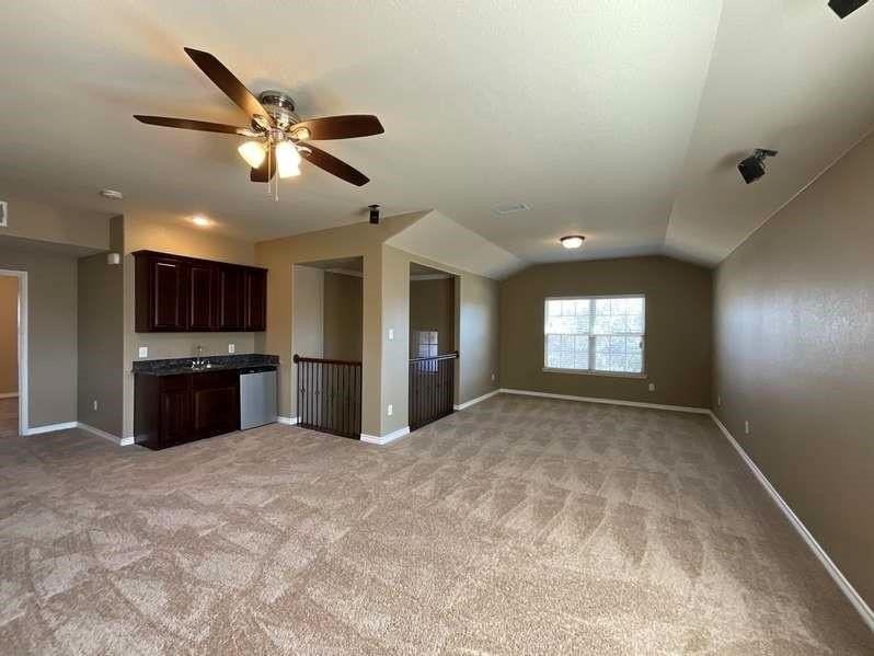 6020 Heather Dr - Photo 5 of 20