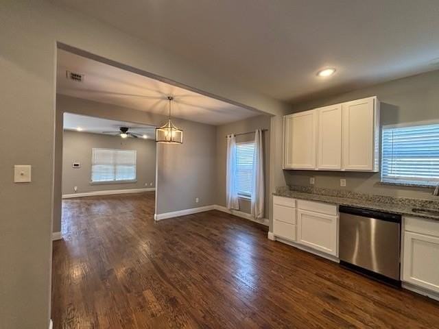 704 S Clinton Ave - Photo 3 of 16