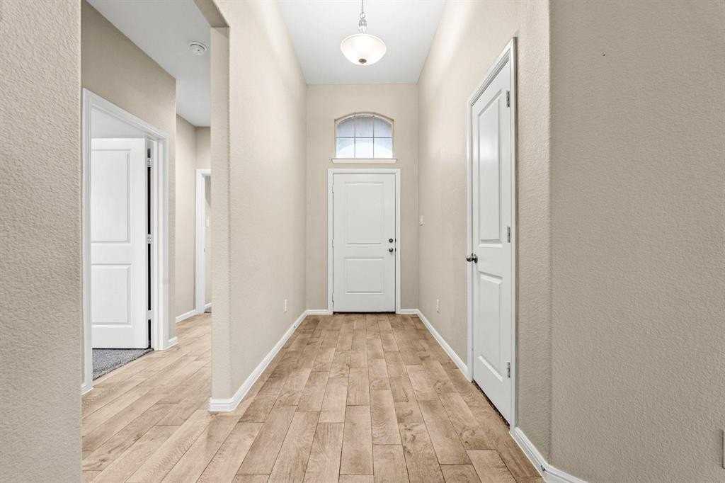 8025 Muddy Creek Dr - Photo 3 of 21