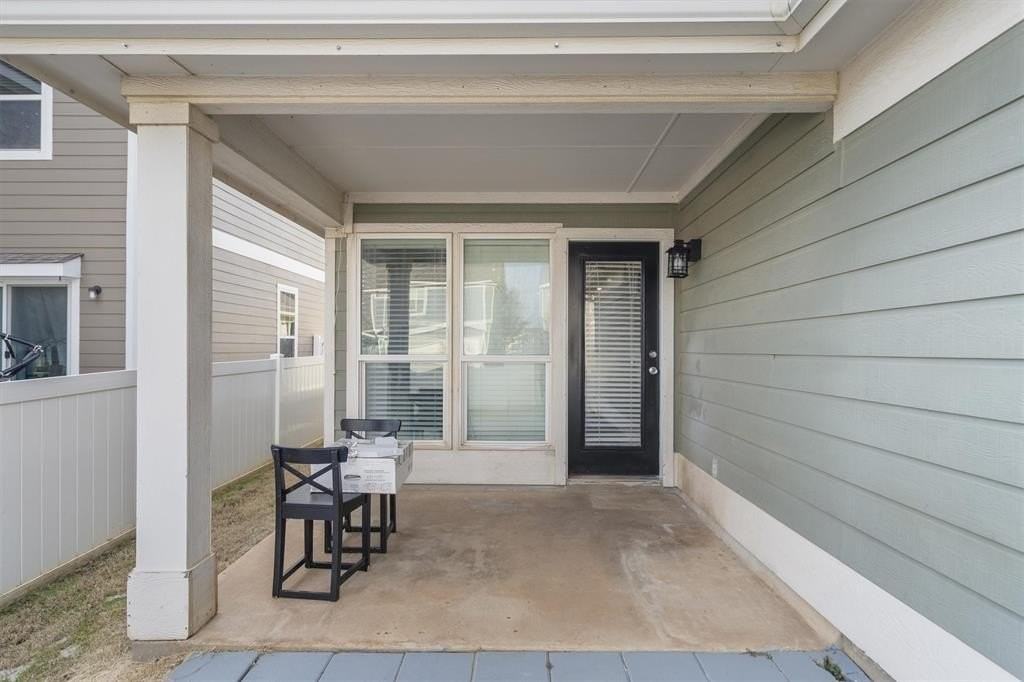 1816 Freedom Ln - Photo 5 of 14