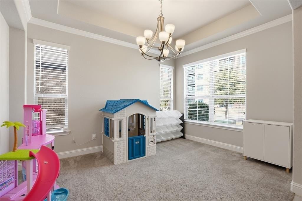 608 Washington Ave - Photo 3 of 17