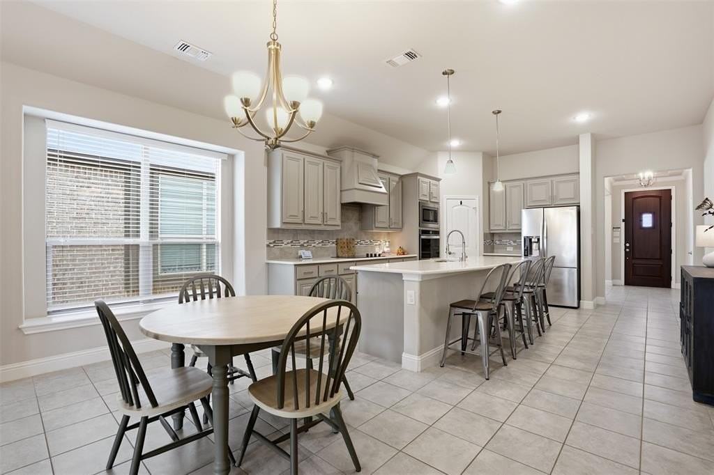 608 Washington Ave - Photo 7 of 17