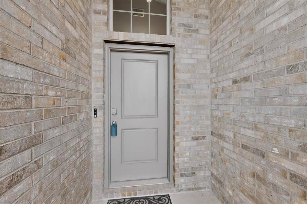 173 Lantana Trl - Photo 2 of 21