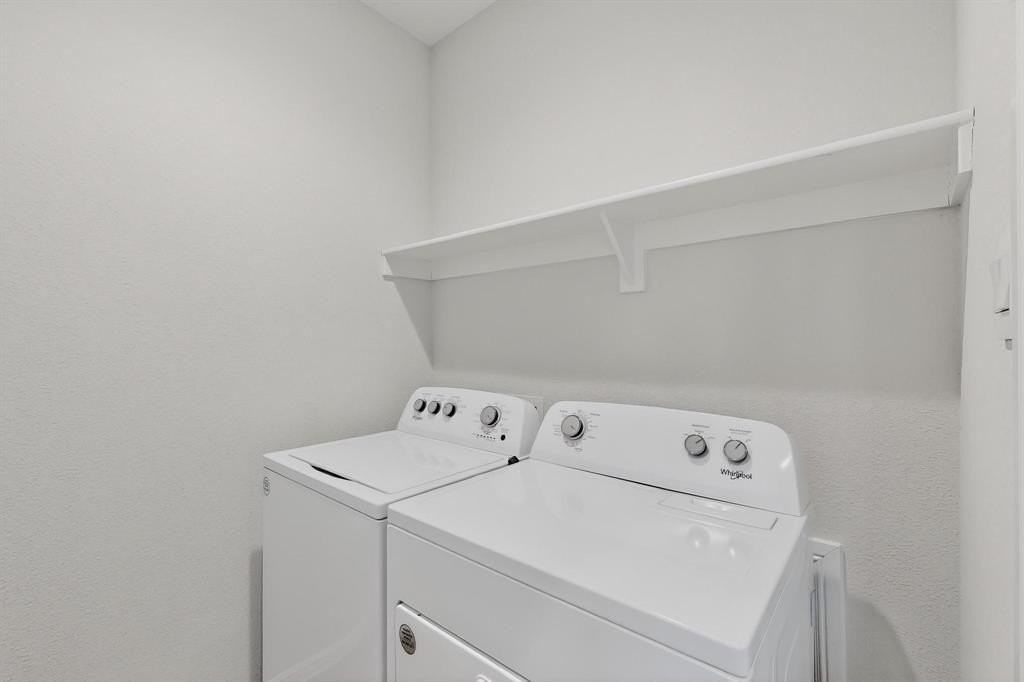 173 Lantana Trl - Photo 6 of 21