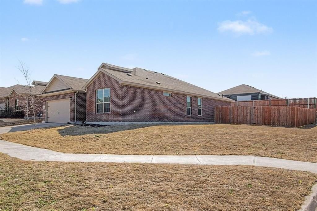 6341 Flour Mill Run - Photo 4 of 33