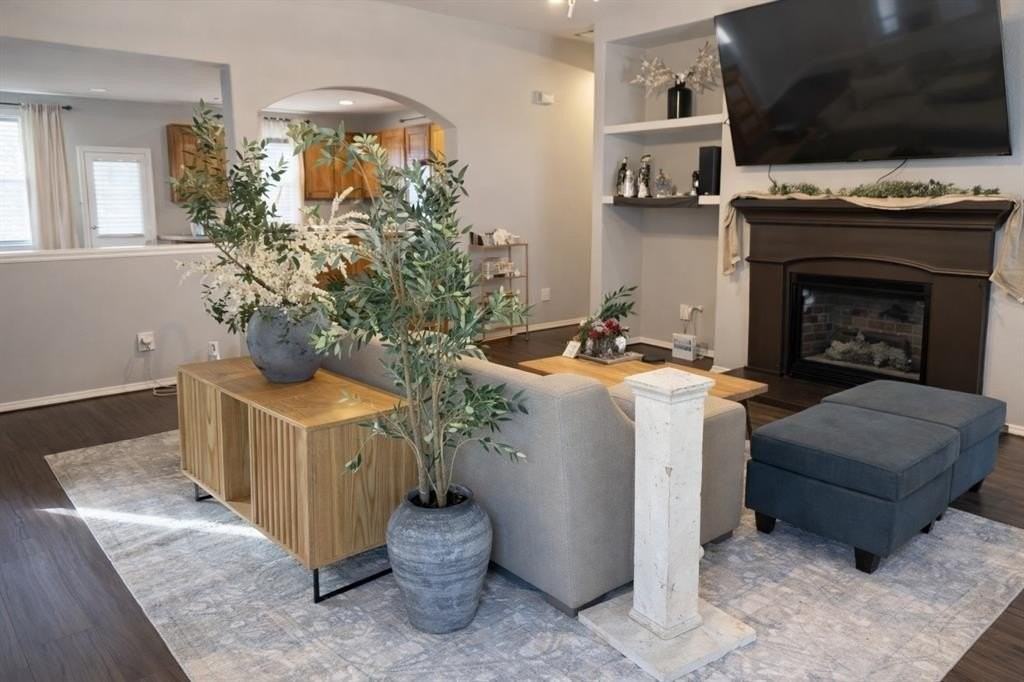 5701 Ozark Dr - Photo 3 of 13