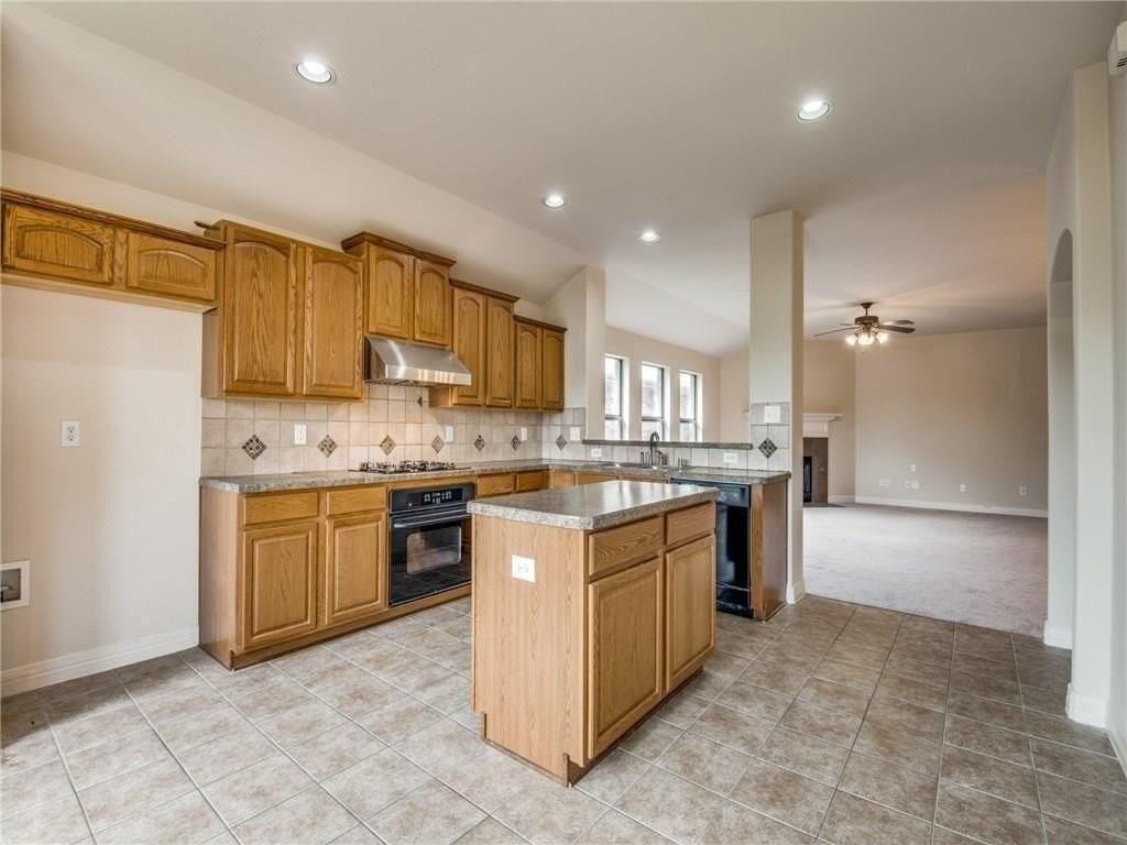 3609 Goldstone Dr - Photo 3 of 26