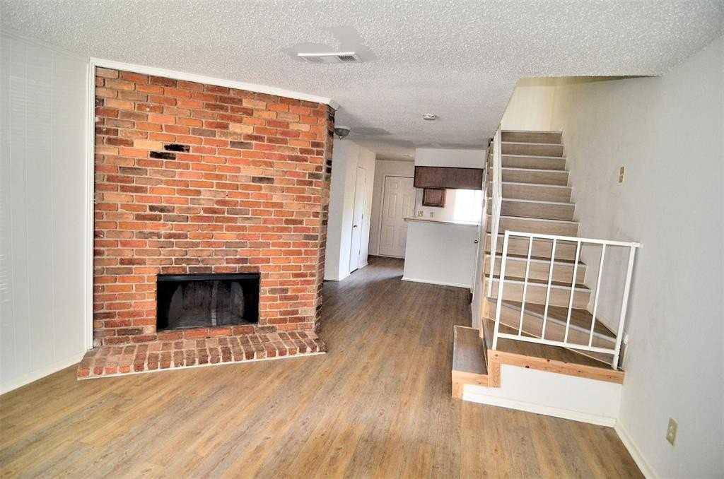 9419 Olde Towne Row - Photo 2 of 8