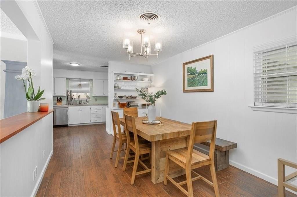 4109 Bilglade Rd - Photo 4 of 18