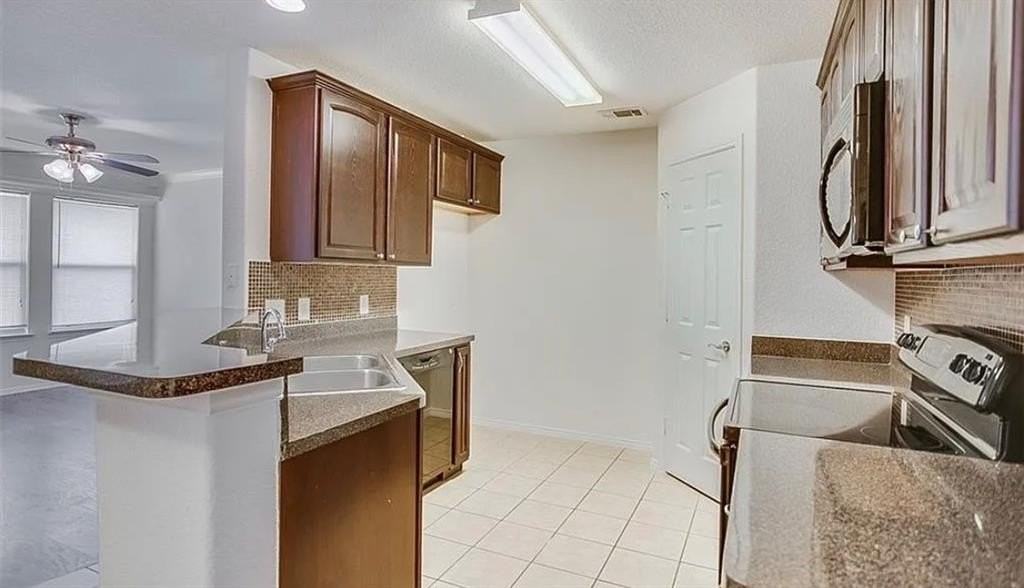 6414 Valleybrooke Ct - Photo 6 of 16