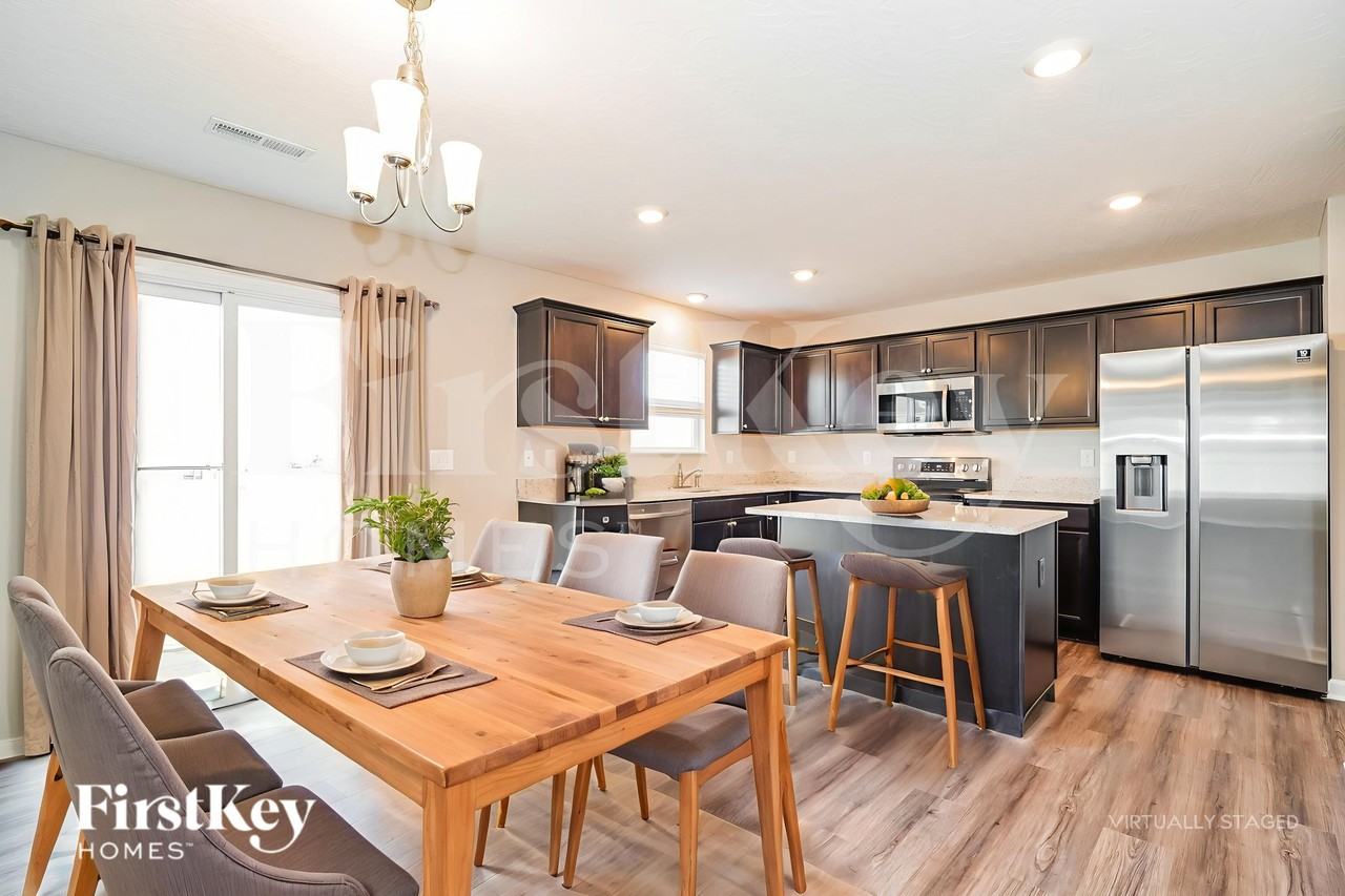 5416 Branchville Dr - Photo 7 of 19