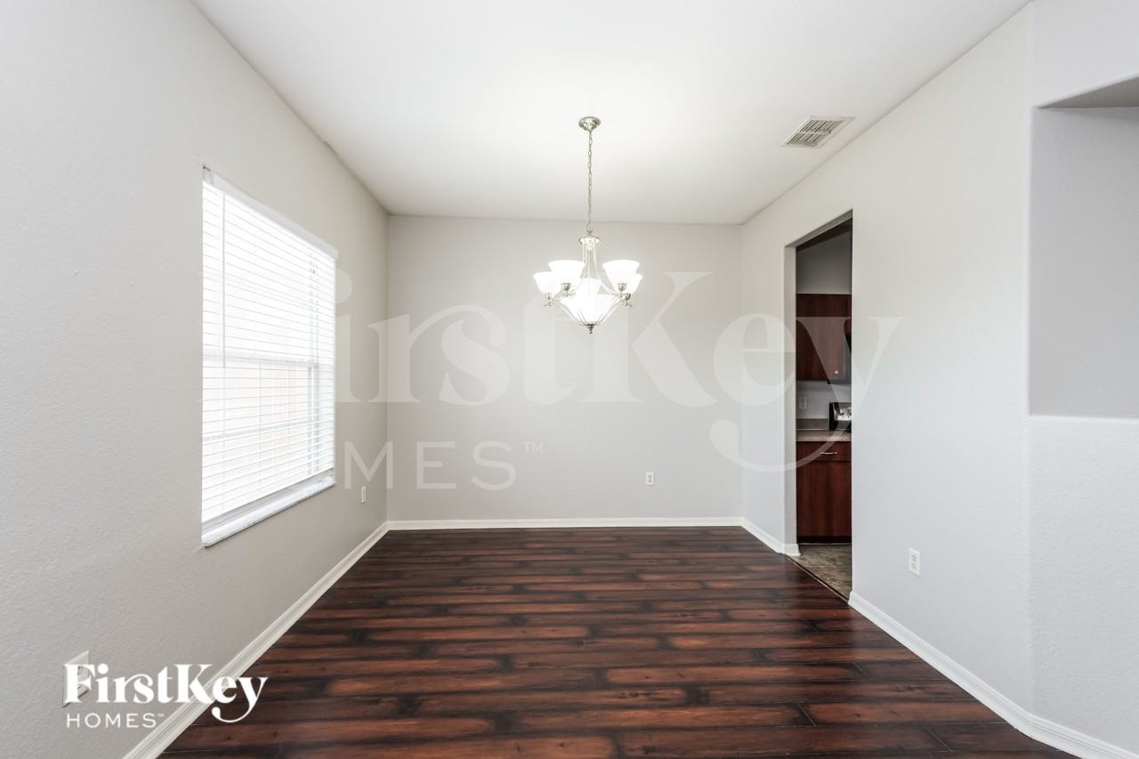 3261 Pebblebrooke Blvd - Photo 5 of 16