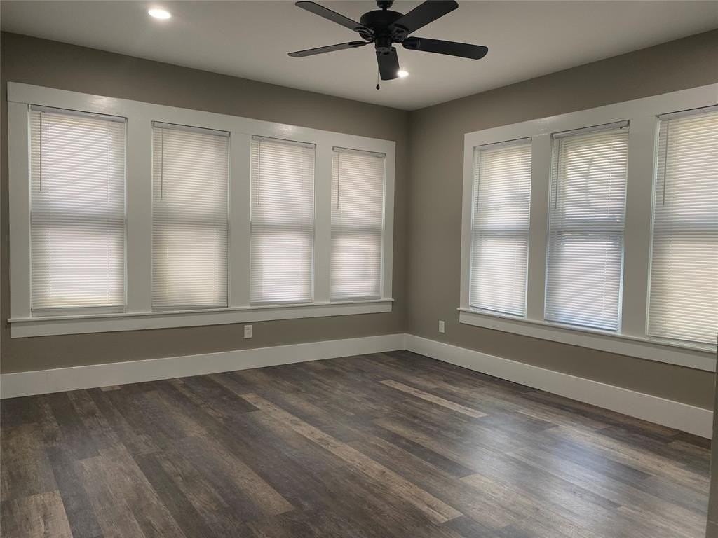 302 W Baylor St - Photo 3 of 14