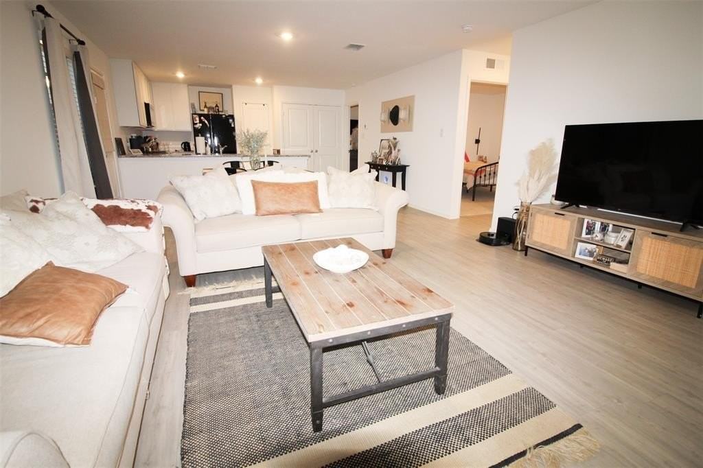 15104 Bull Wagon Way - Photo 5 of 25