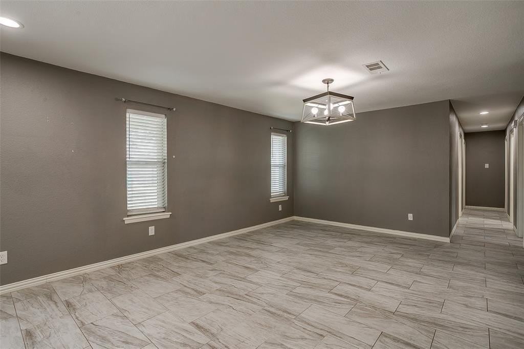 1905 Chattanooga Dr - Photo 5 of 40