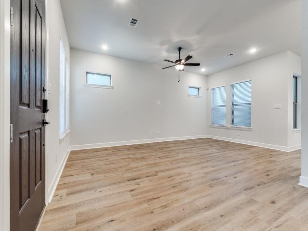 608 Aspen Valley Ln - Photo 6 of 32