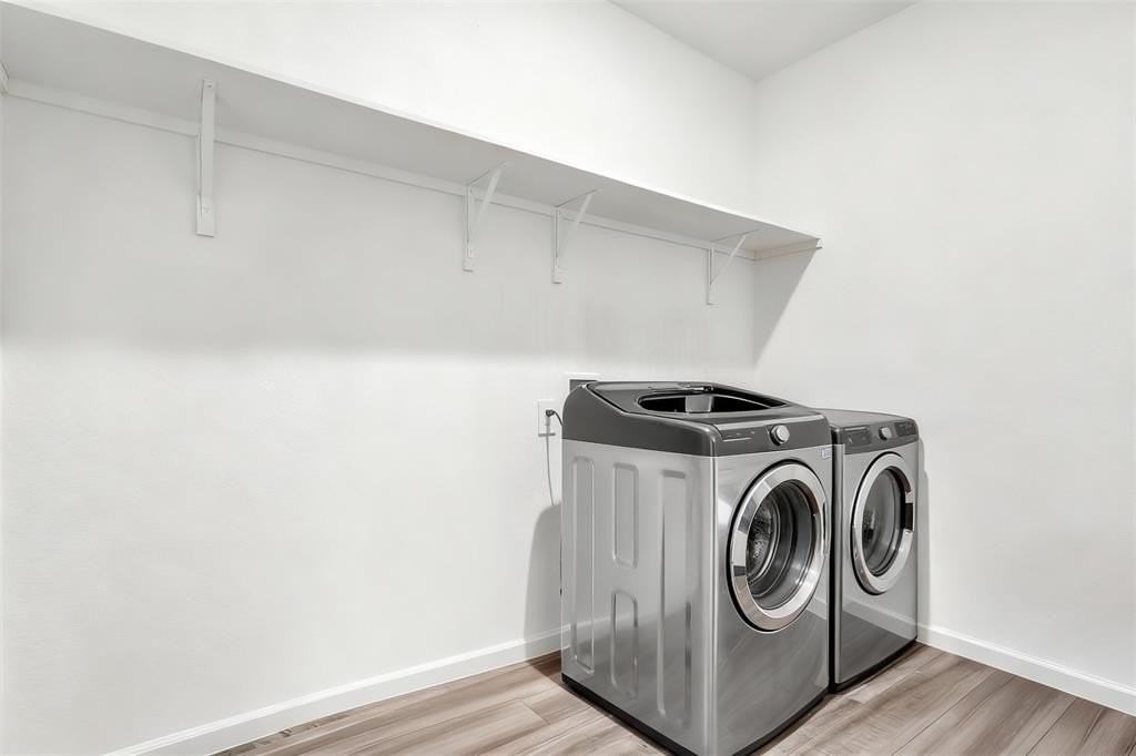 404 Stone Creek Blvd - Photo 5 of 13