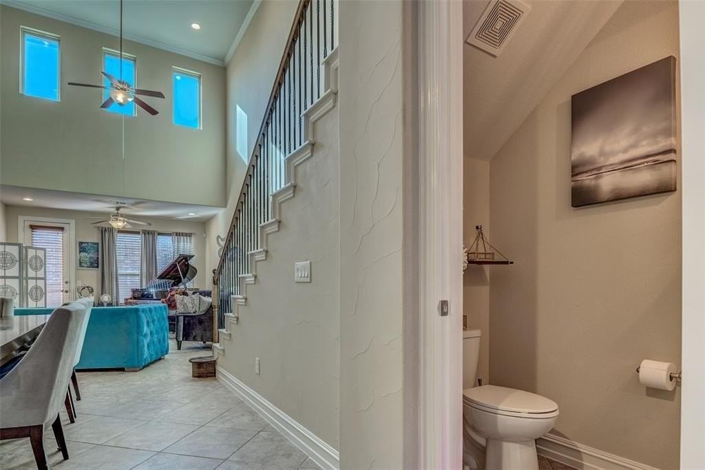 3009 Aurora Dr - Photo 4 of 30